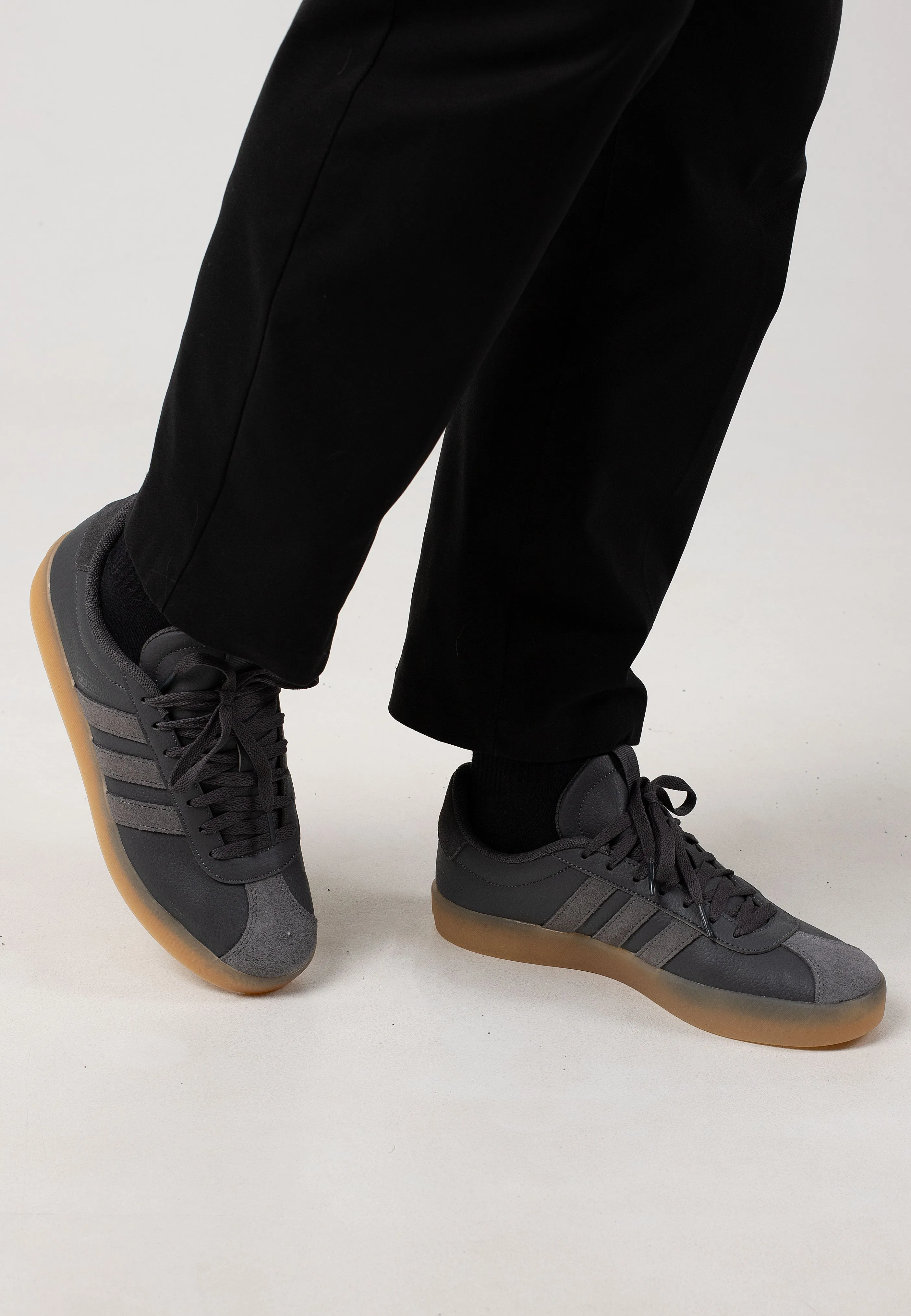 Adidas - Vl Court 3.0 Grefiv/Grefou/Gresix - Shoes