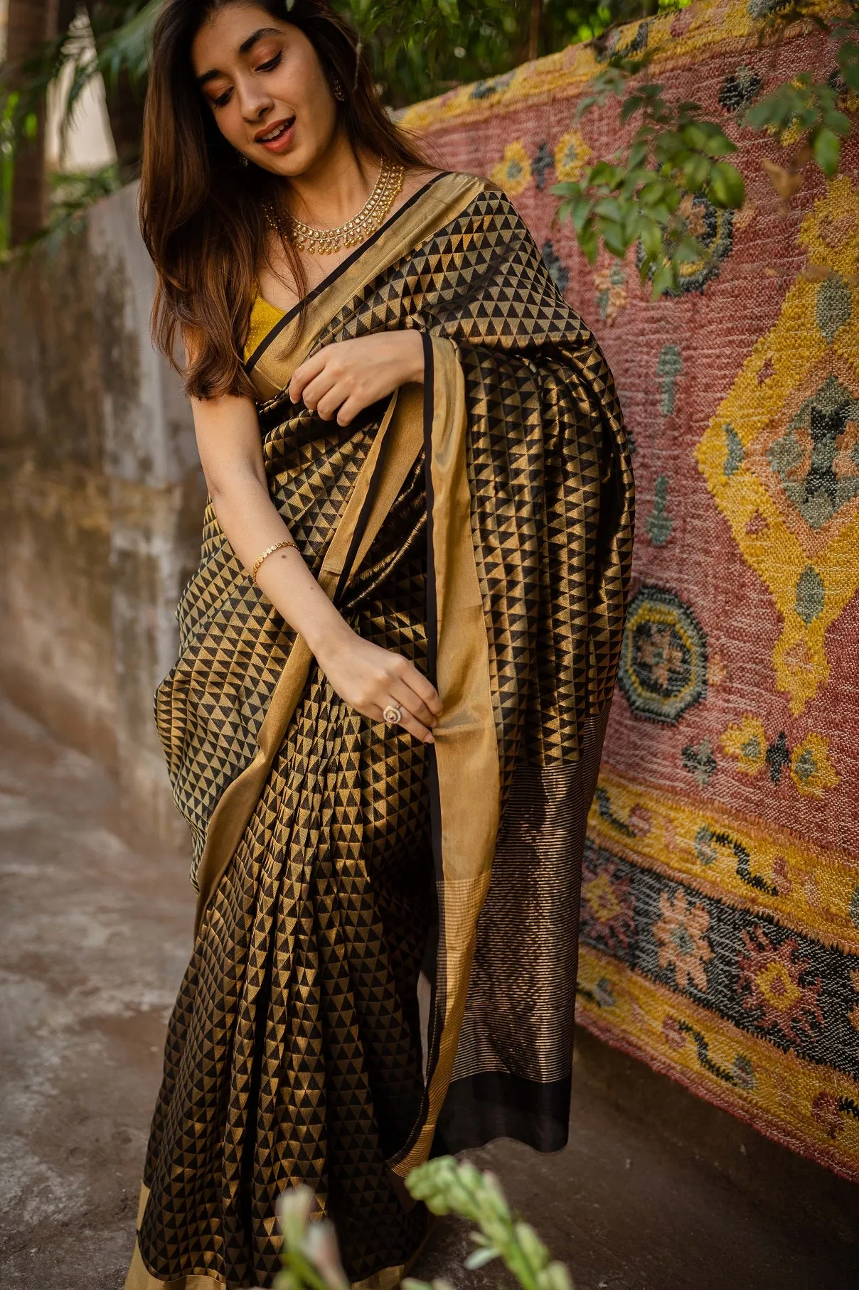 Black & Golden Chanderi Taraj Full Work Saree