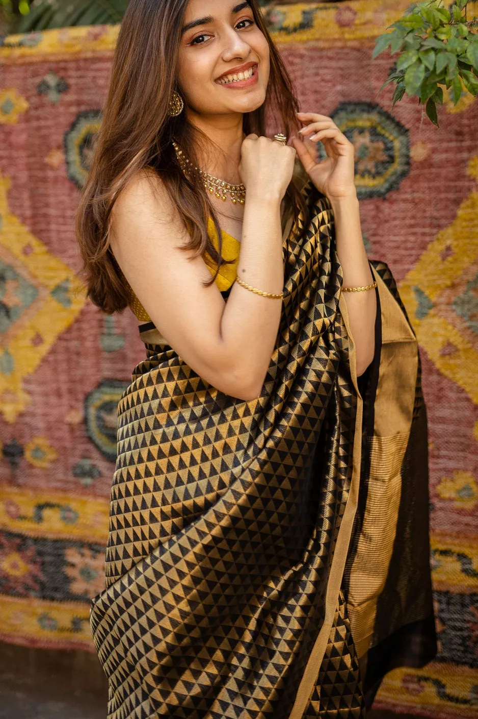 Black & Golden Chanderi Taraj Full Work Saree