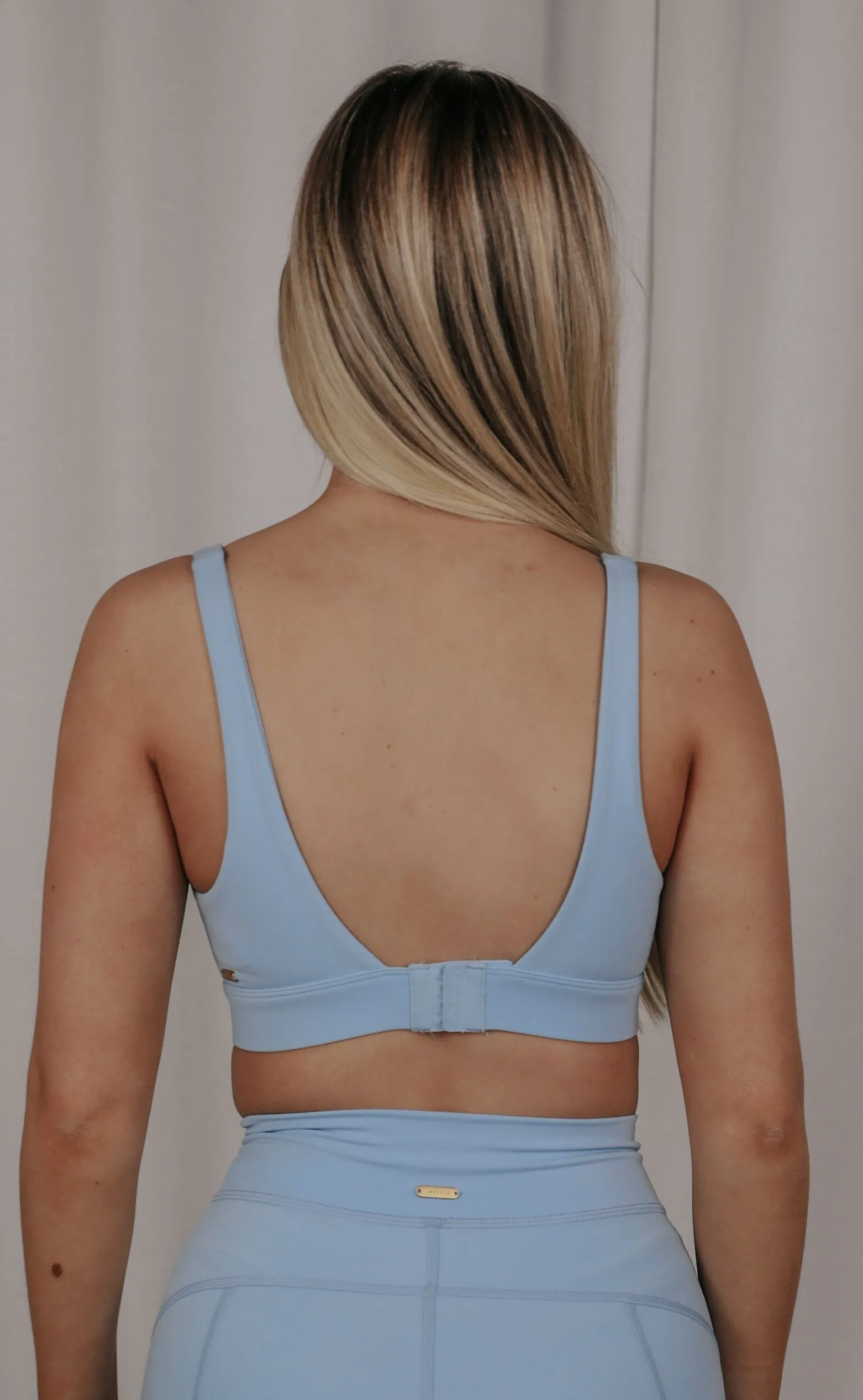 l space: tryout sports bra - aura